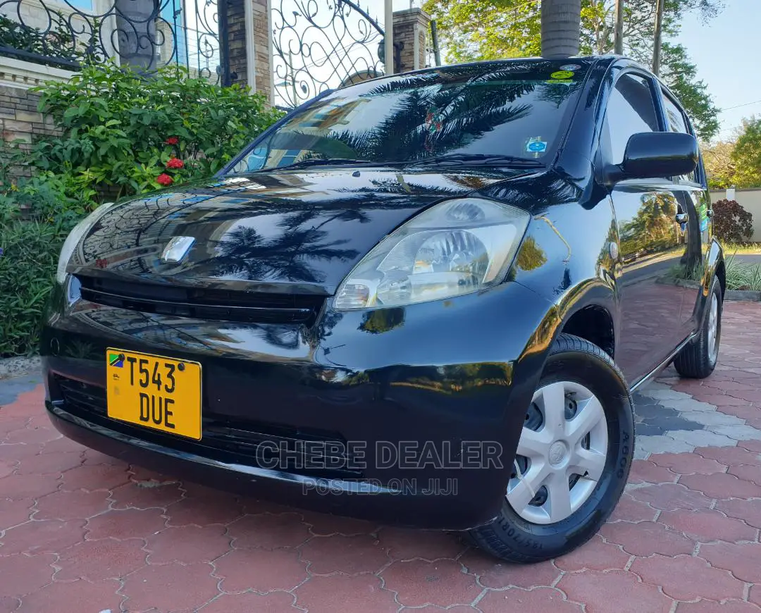 Toyota Passo 2006 1.0 AWD Black