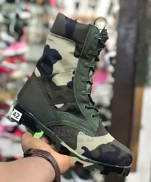 Combati Kasulu Boot
