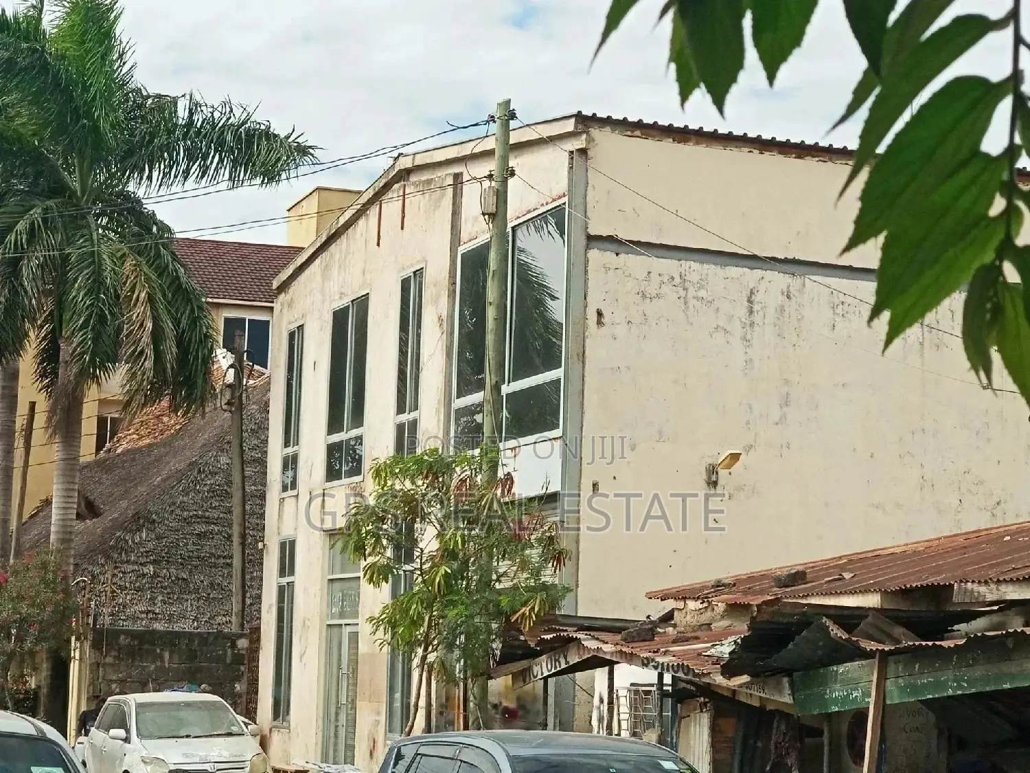 Godown for Rent at Kinondon Biafra