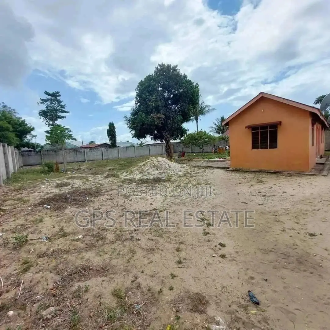 The Plot for Sale at Kisiwani Kigamboni