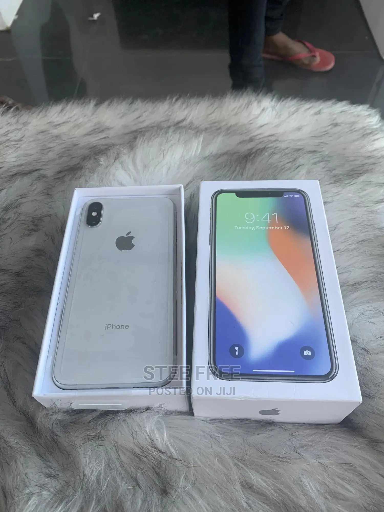 New Apple iPhone X 64 GB White