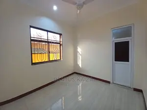 3bdrm Apartment in Kawe Round About for rent
