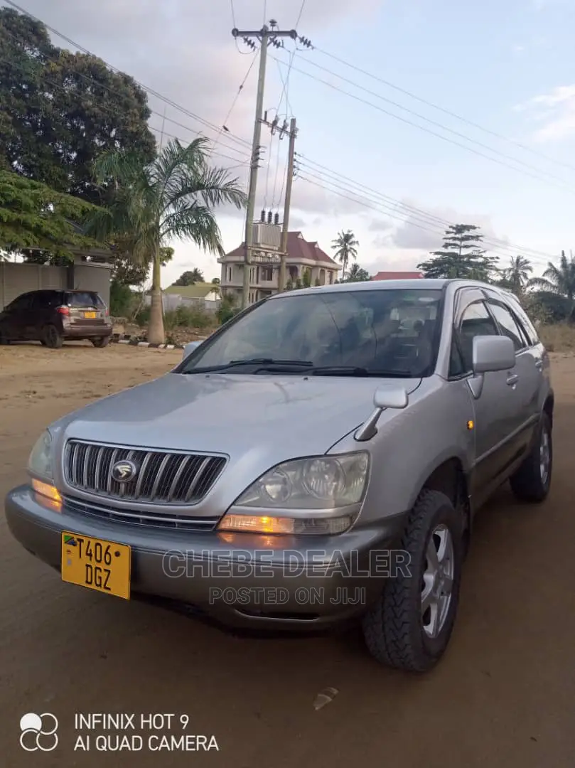 Toyota Harrier 2004 2.4 Silver