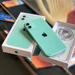 New Apple iPhone 11 64 GB Green