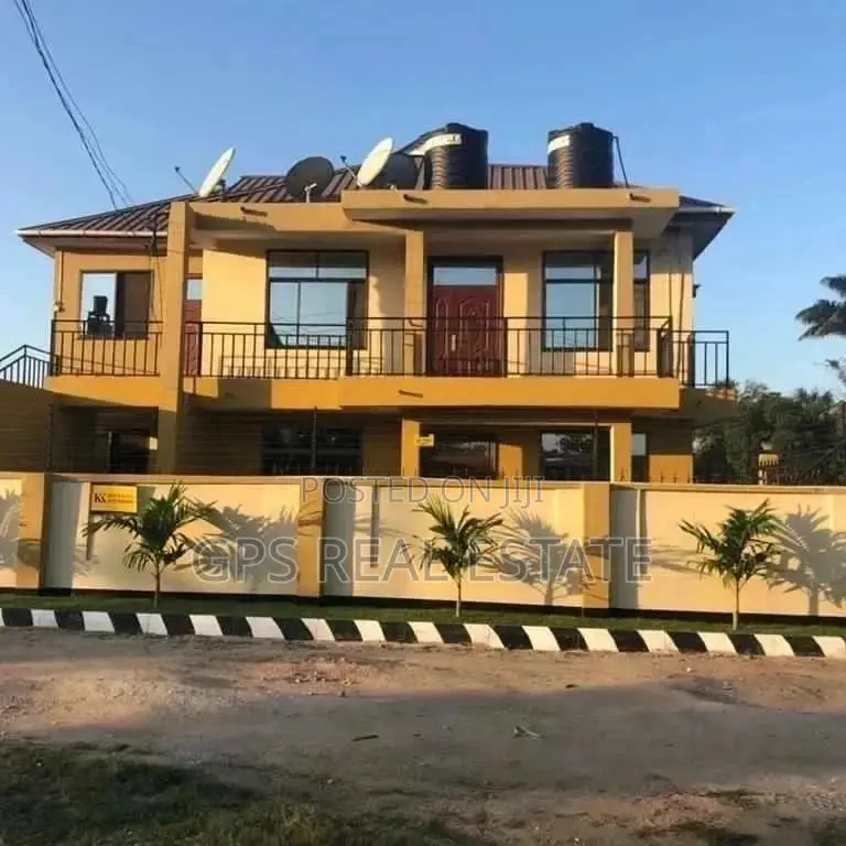3bdrm House in Enzo Mansa, Kinondoni for Rent