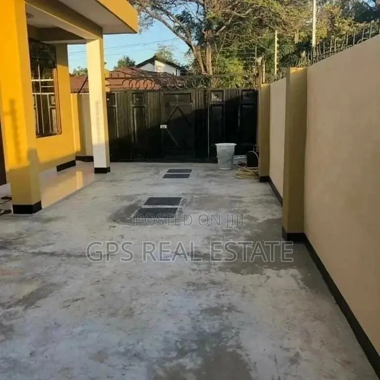 3bdrm House in Enzo Mansa, Kinondoni for Rent