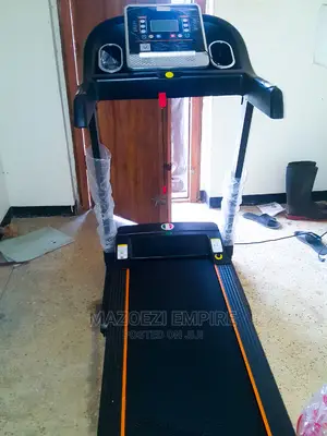 Treadmill (Maximum Weight 100kg)