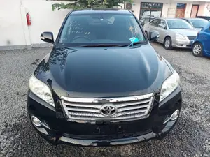 Toyota Vanguard 2011 Black