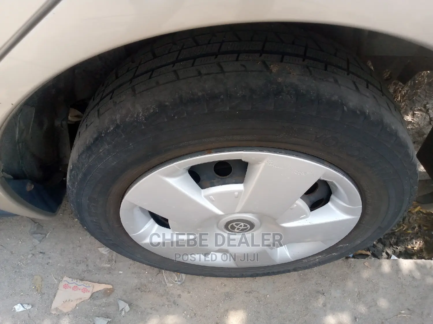 Toyota IST 2004 Gold