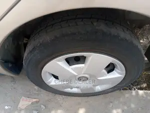 Toyota IST 2004 Gold