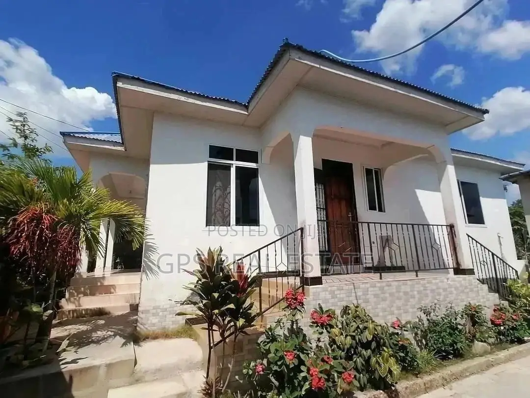 3bdrm House in Evans Mansa, Kinondoni for Sale