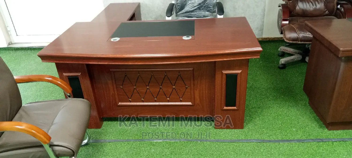 Meza Ya Ofis I
