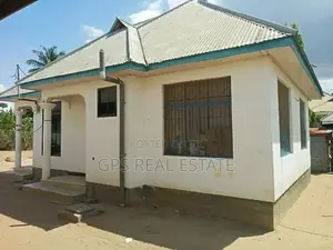 5bdrm House in Evans Mansa, Ilala for Sale