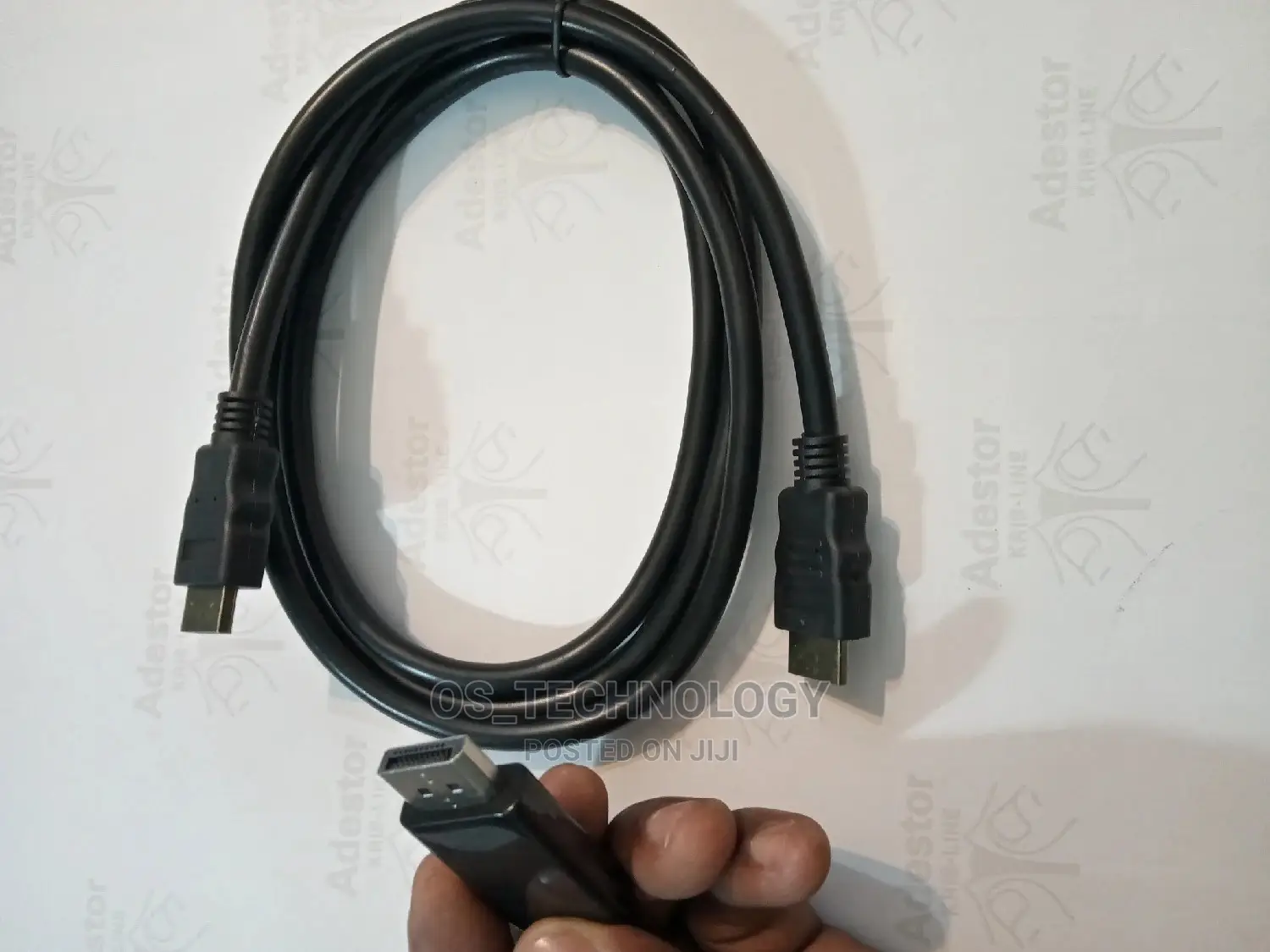 Hdmi Cable 1.5M + Display Adapta Bure Kabisa