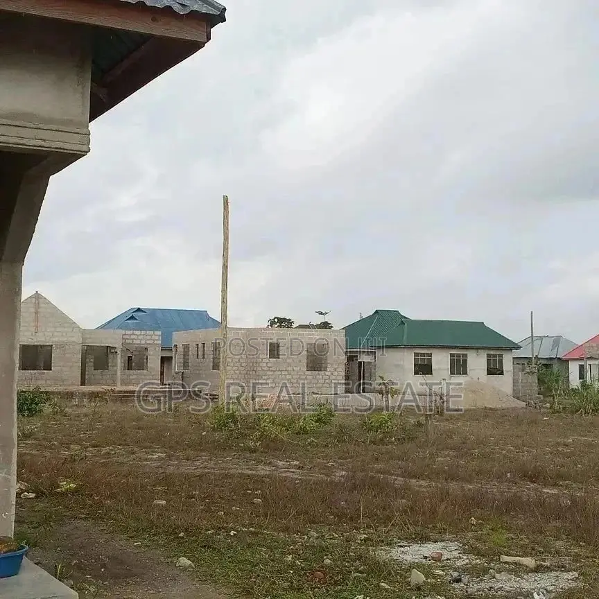 3bdrm House in Evans Mansa, Vikindu for Sale
