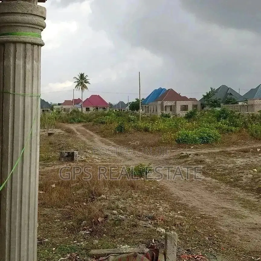 3bdrm House in Evans Mansa, Vikindu for Sale