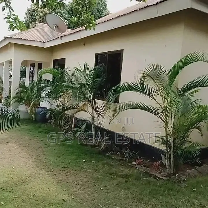 3bdrm House in Evans Mansa, Kinondoni for Sale