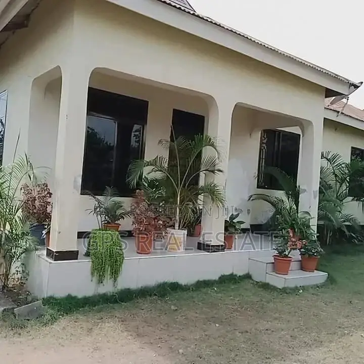 3bdrm House in Evans Mansa, Kinondoni for Sale