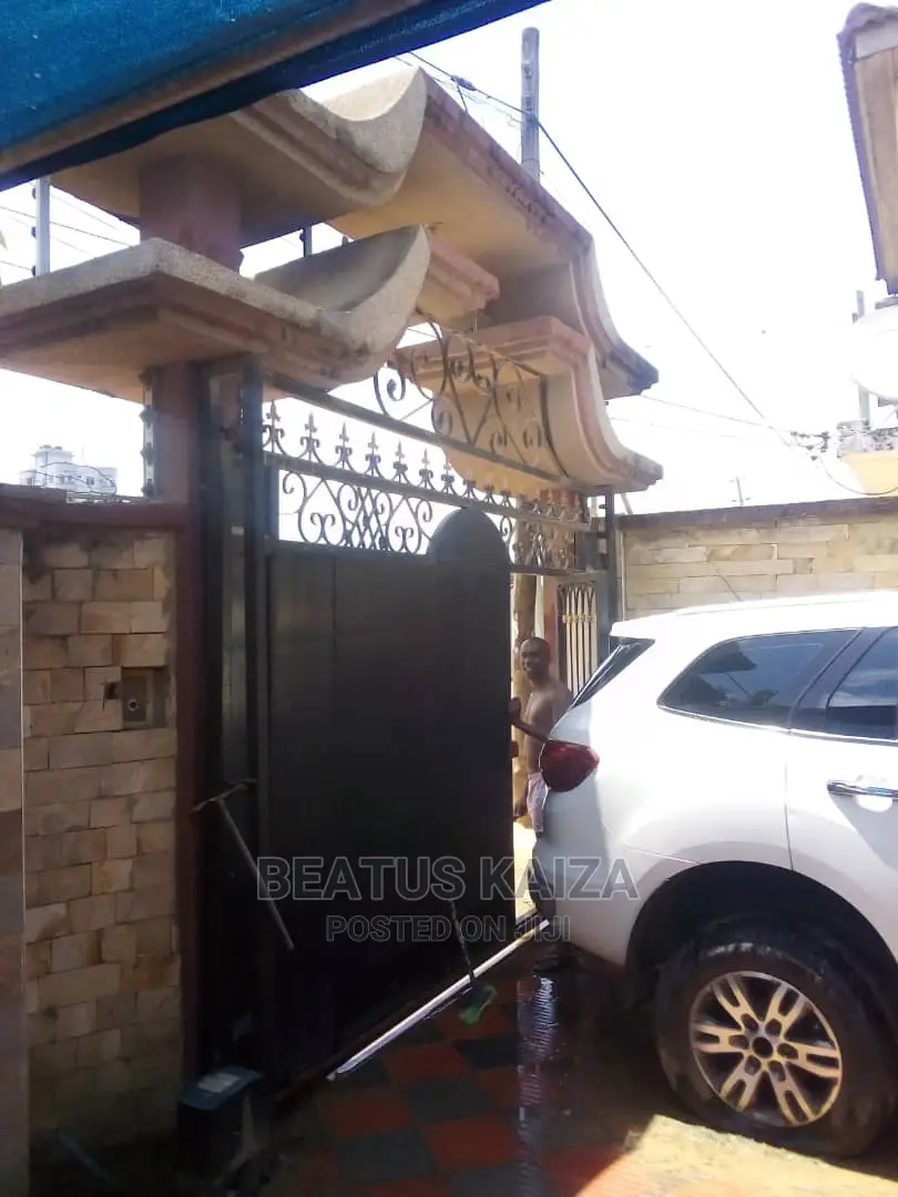 Furnished 2bdrm Bungalow in Fully Furnished, Kinondoni for rent