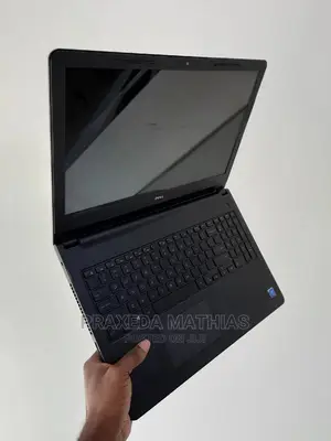 Laptop Dell Inspiron 15 4GB Intel Celeron HDD 500GB