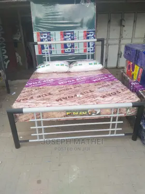 Vitanda Vizuri Vya Chuma Vipo