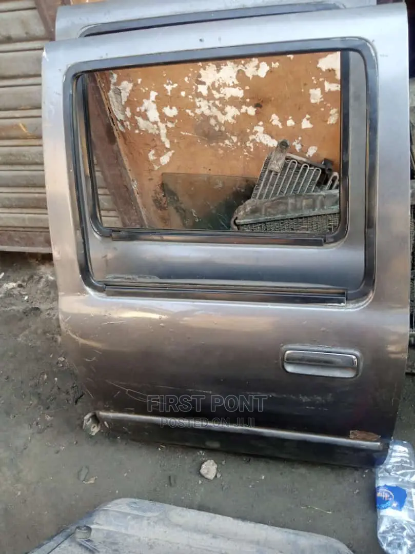 Milango Ya Hilux