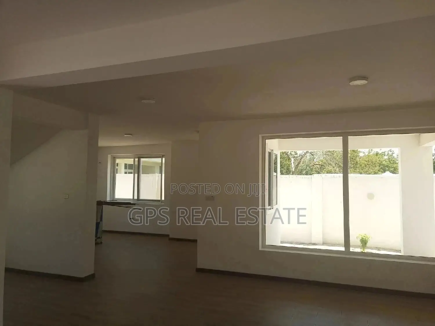 5bdrm Mansion in Evans Mansa, Kinondoni for Sale
