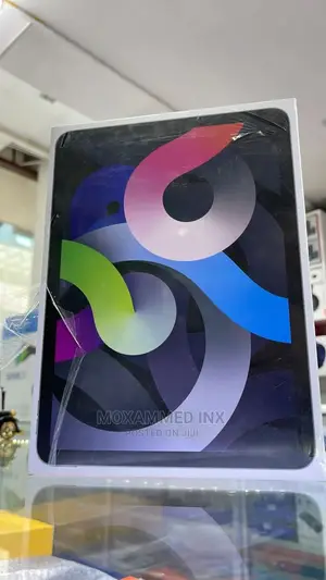 New Apple iPad Air (2020) 64 GB Black