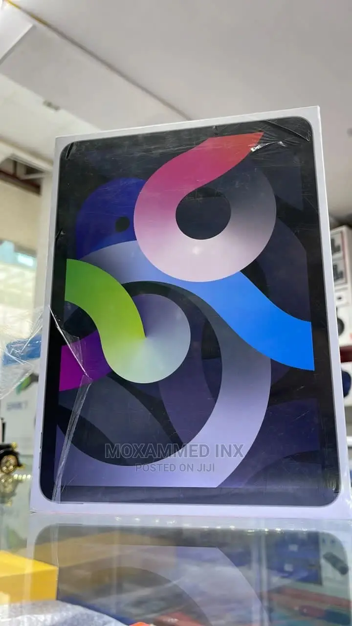 New Apple iPad Air (2020) 64 GB Black