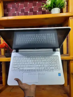 Laptop HP Pavilion 15 8GB Intel Core I5 HDD 500GB