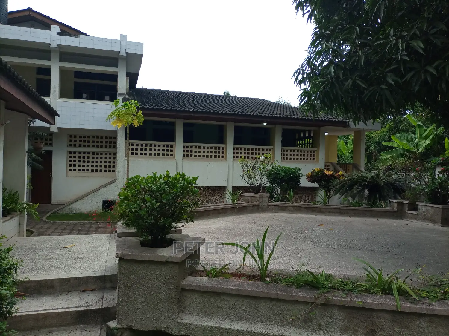 6bdrm House in Regent Estate, Mikocheni for sale