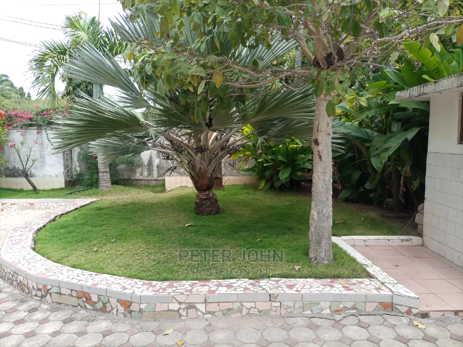 6bdrm House in Regent Estate, Mikocheni for sale