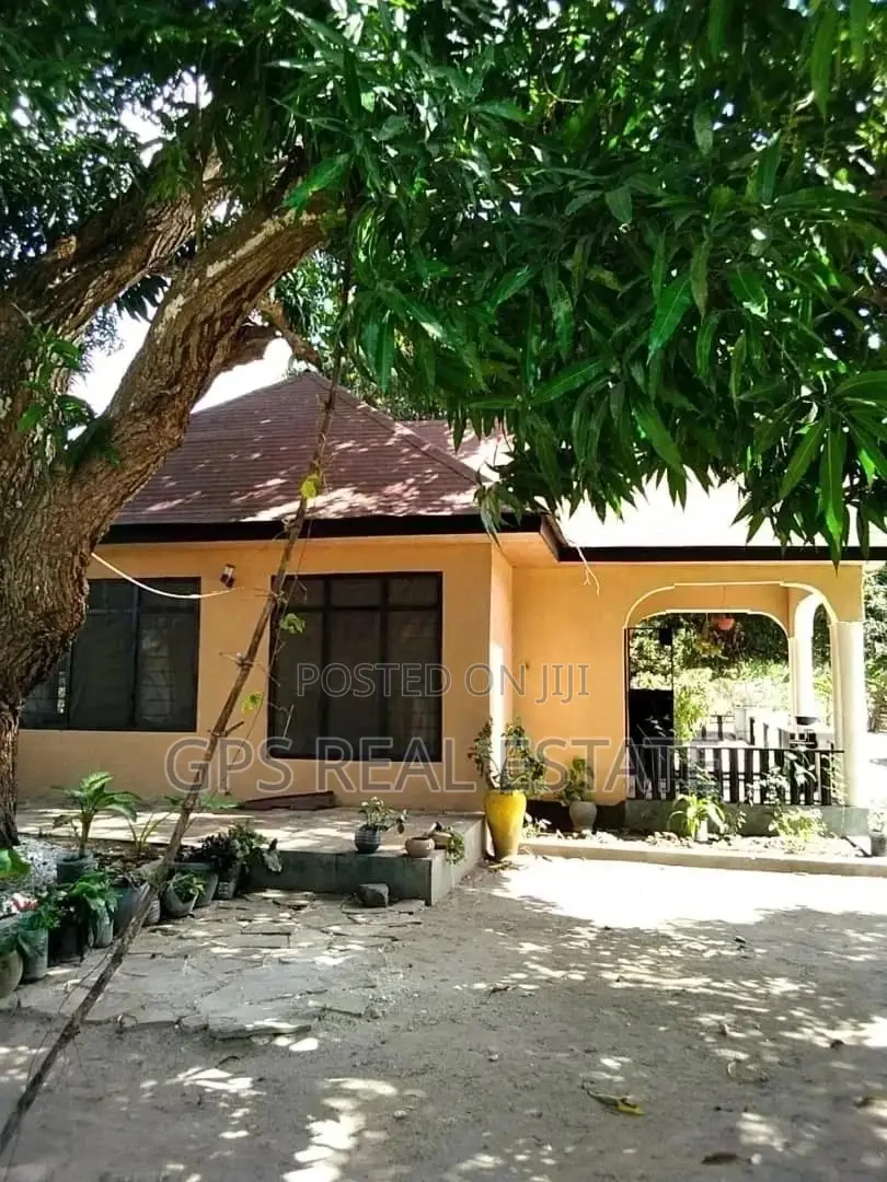 3bdrm House in Peter Slayo, Kigamboni for Sale