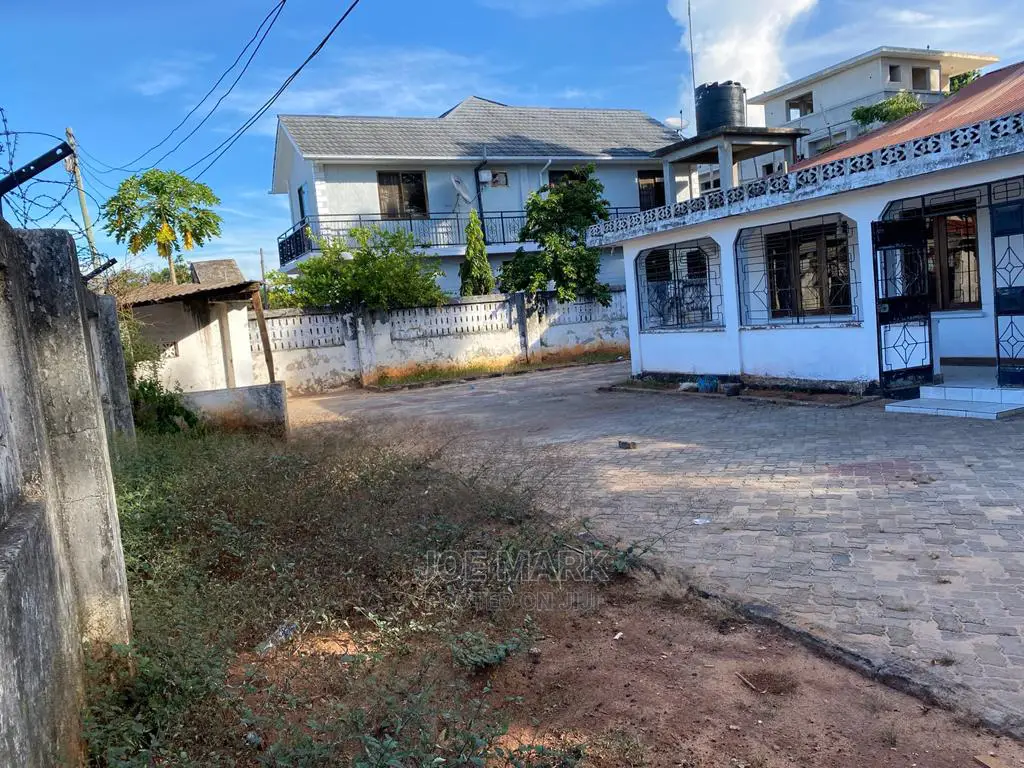 3bdrm House in Markreal Estate, Mbezi for Sale
