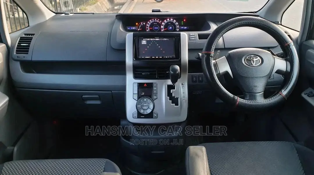 Toyota Noah 2008 Black