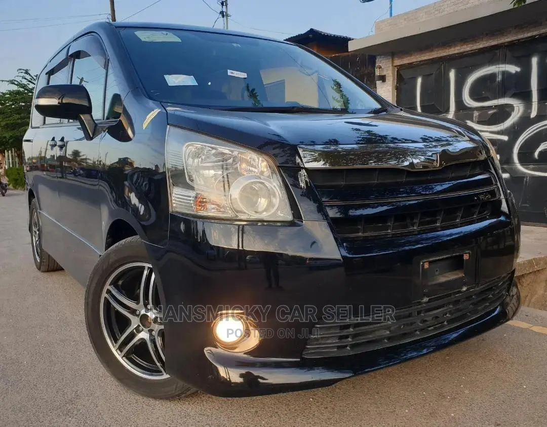 Toyota Noah 2008 Black