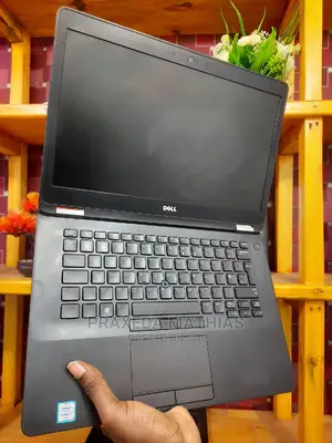 Laptop Dell Latitude 14 E7470 4GB Intel Core I5 HDD 500GB