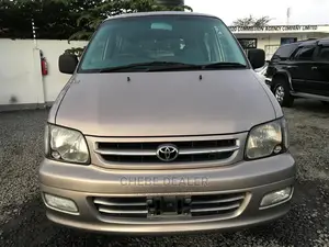 Toyota Noah 2002 2.0 AWD (8 Seater) Gold