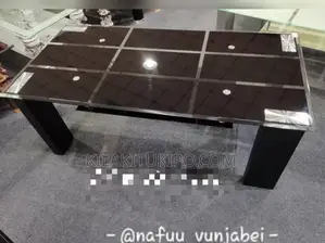 New 2021 Glass Table Design