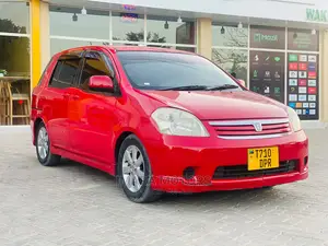 Toyota Raum 2005 Red