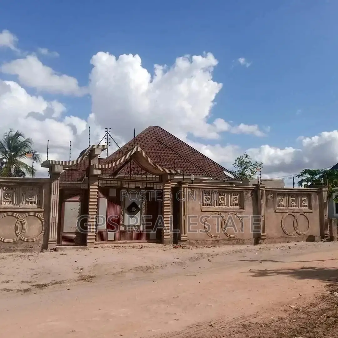 3bdrm House in Peter Slayo, Ilala for Sale