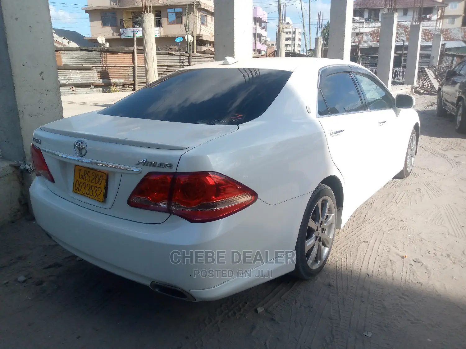 Toyota Crown 2009 White