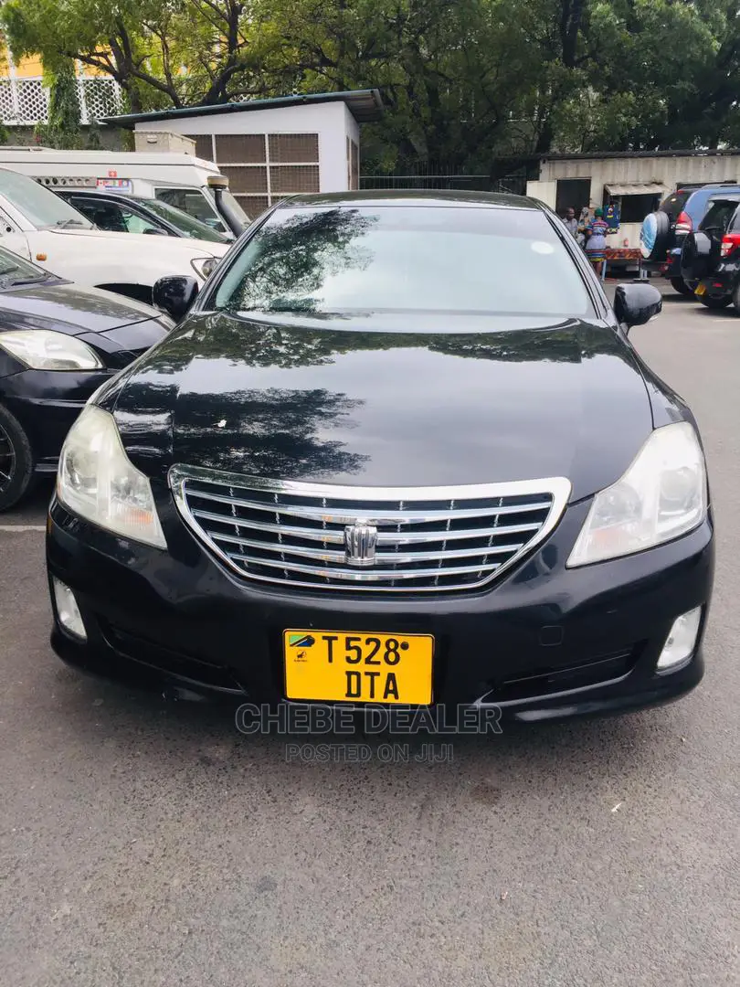 Toyota Crown 2009 Black