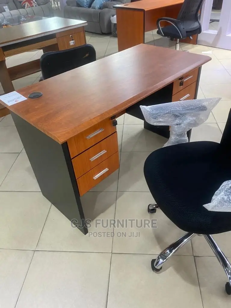 Meza Ya Office
