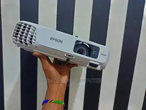 EPSON Projector Full HD