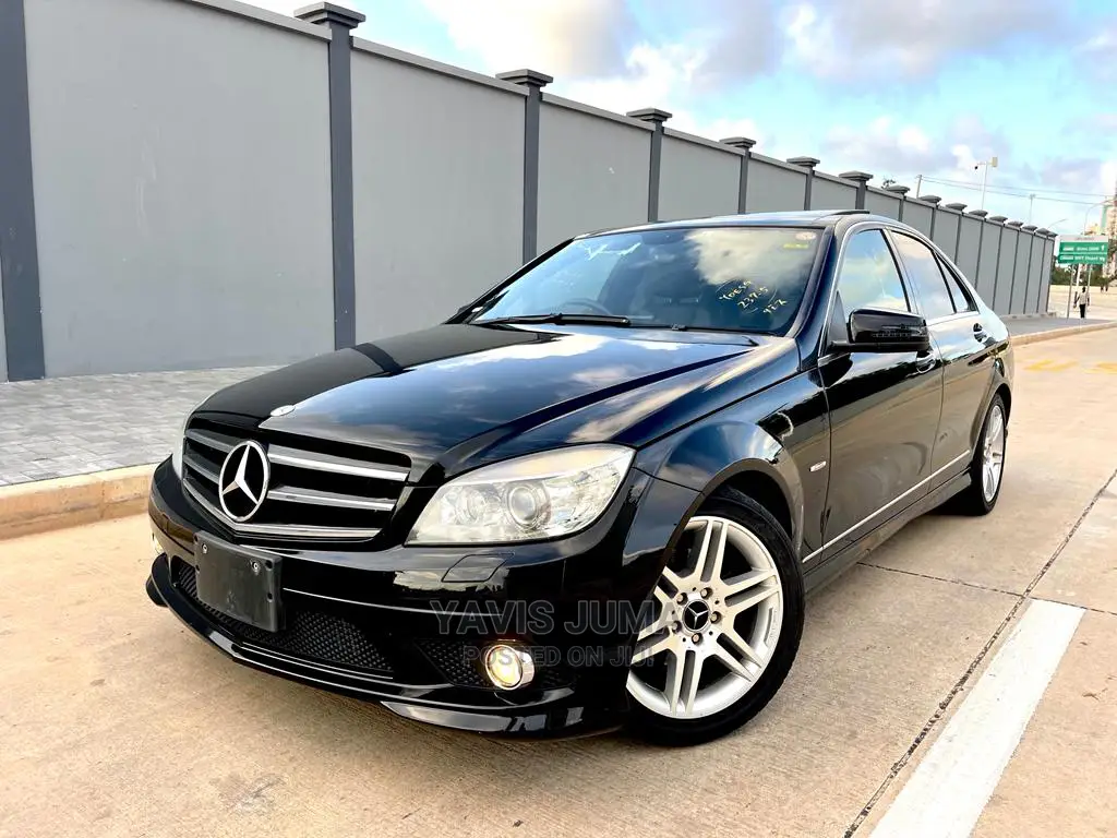 Mercedes-Benz C-Class 2010 Black