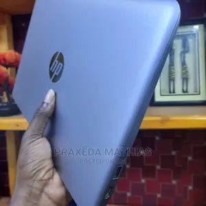 Laptop HP EliteBook 1030 8GB Intel Core M SSD 256GB