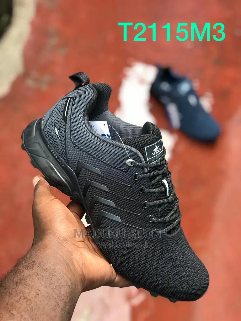 Men's Sneakers