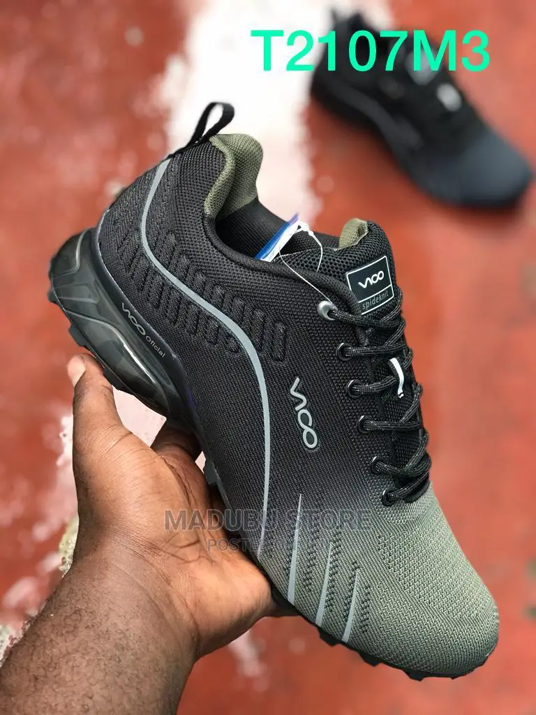 Men's Sneakers