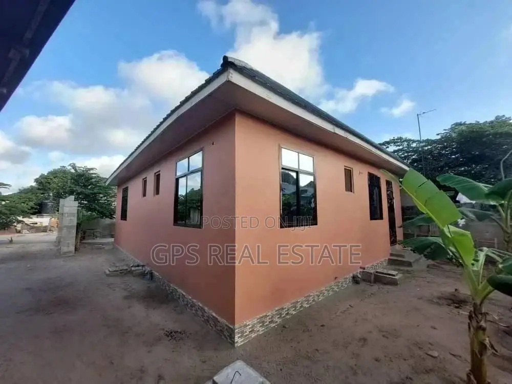3bdrm House in Peter Slayo, Kigamboni for Sale